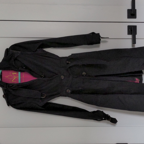 Original Mackage trench - Picture 2 of 7